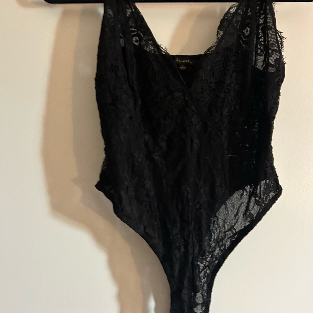 Shinestar Elegant Black Lace Top
